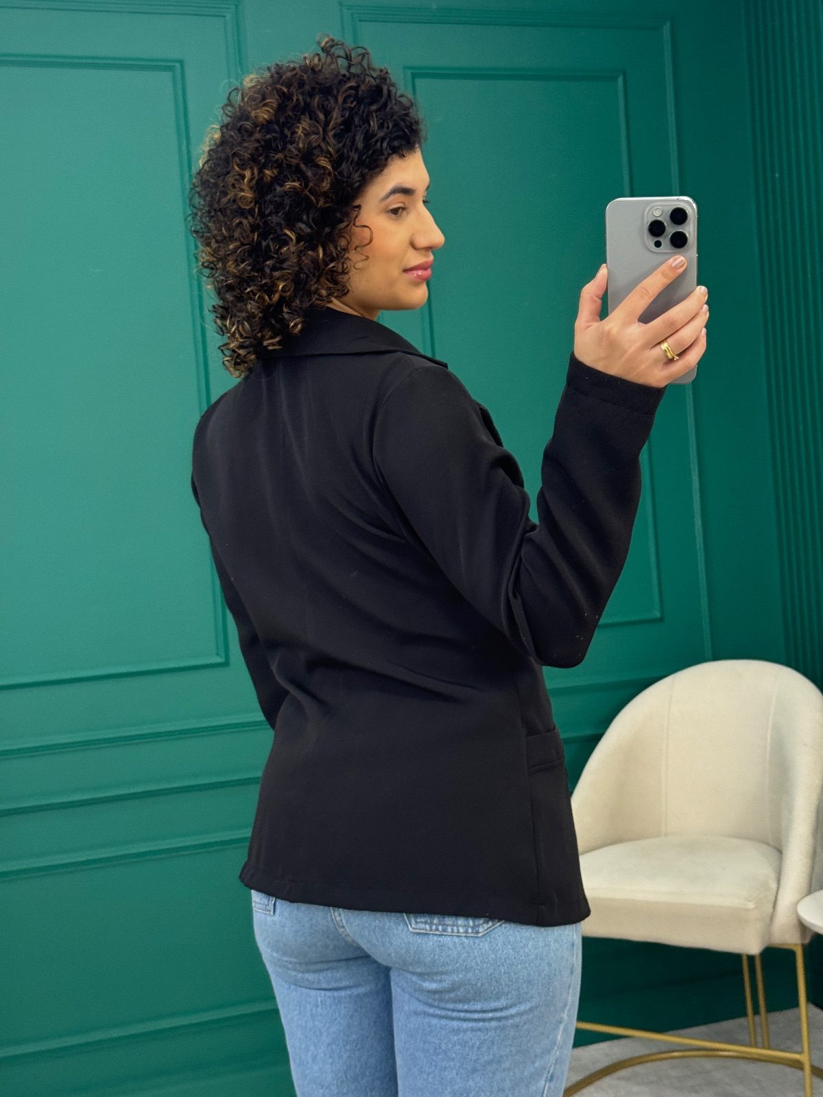 Blazer Alfaiataria Preto com Botão Forrado
