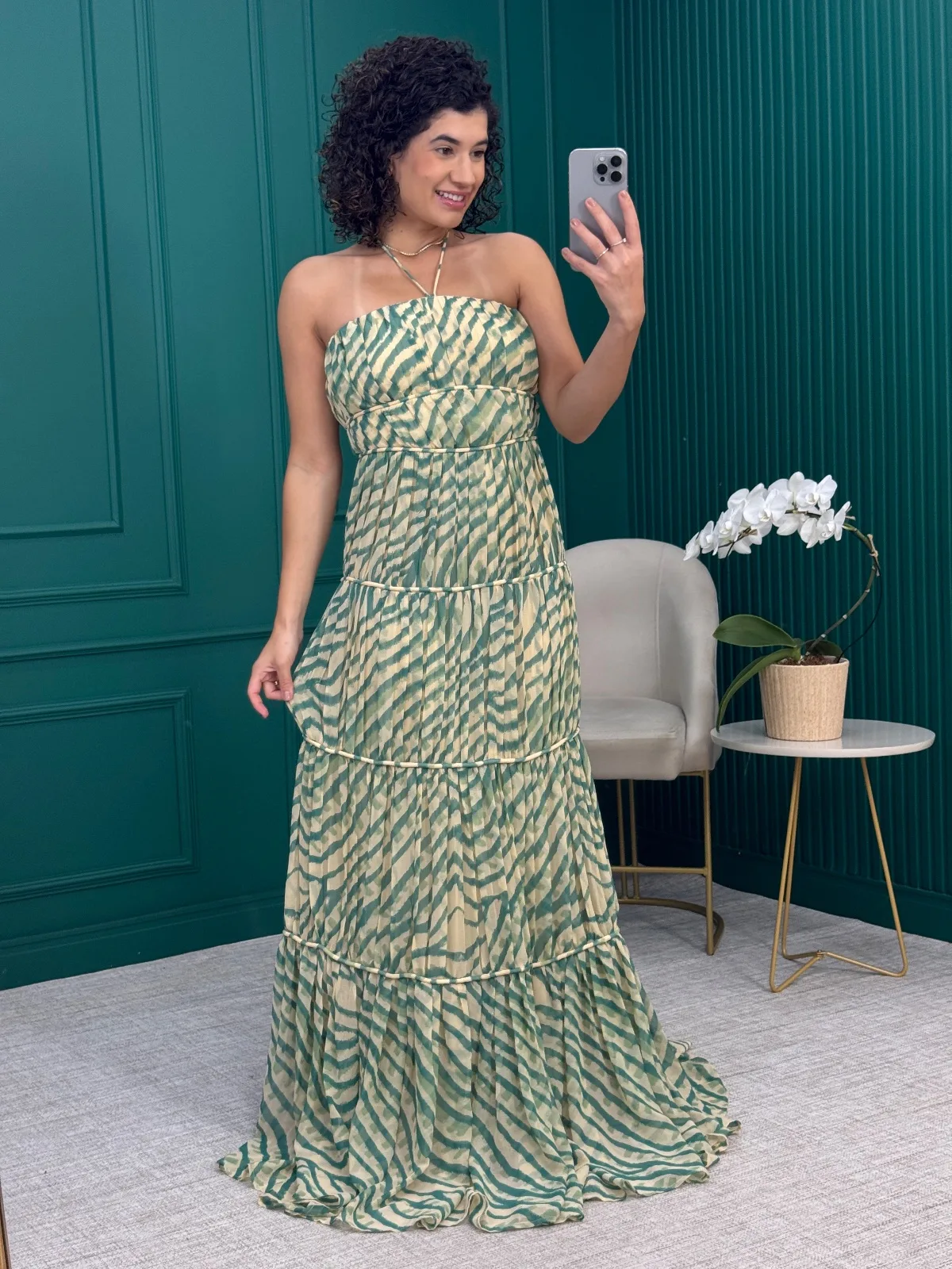 Vestido Longo Tomara que Caia Verde Estampado com Forro - Dzarm
