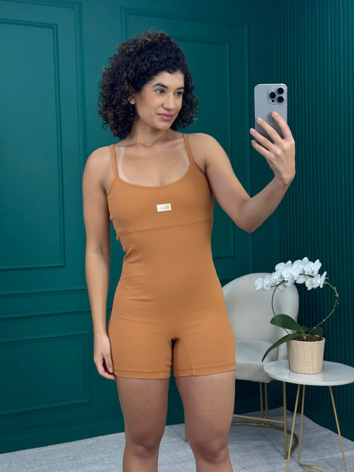 Macaquinho Fitness Canelado com Alças Reguláveis Caramelo - RS Fitness