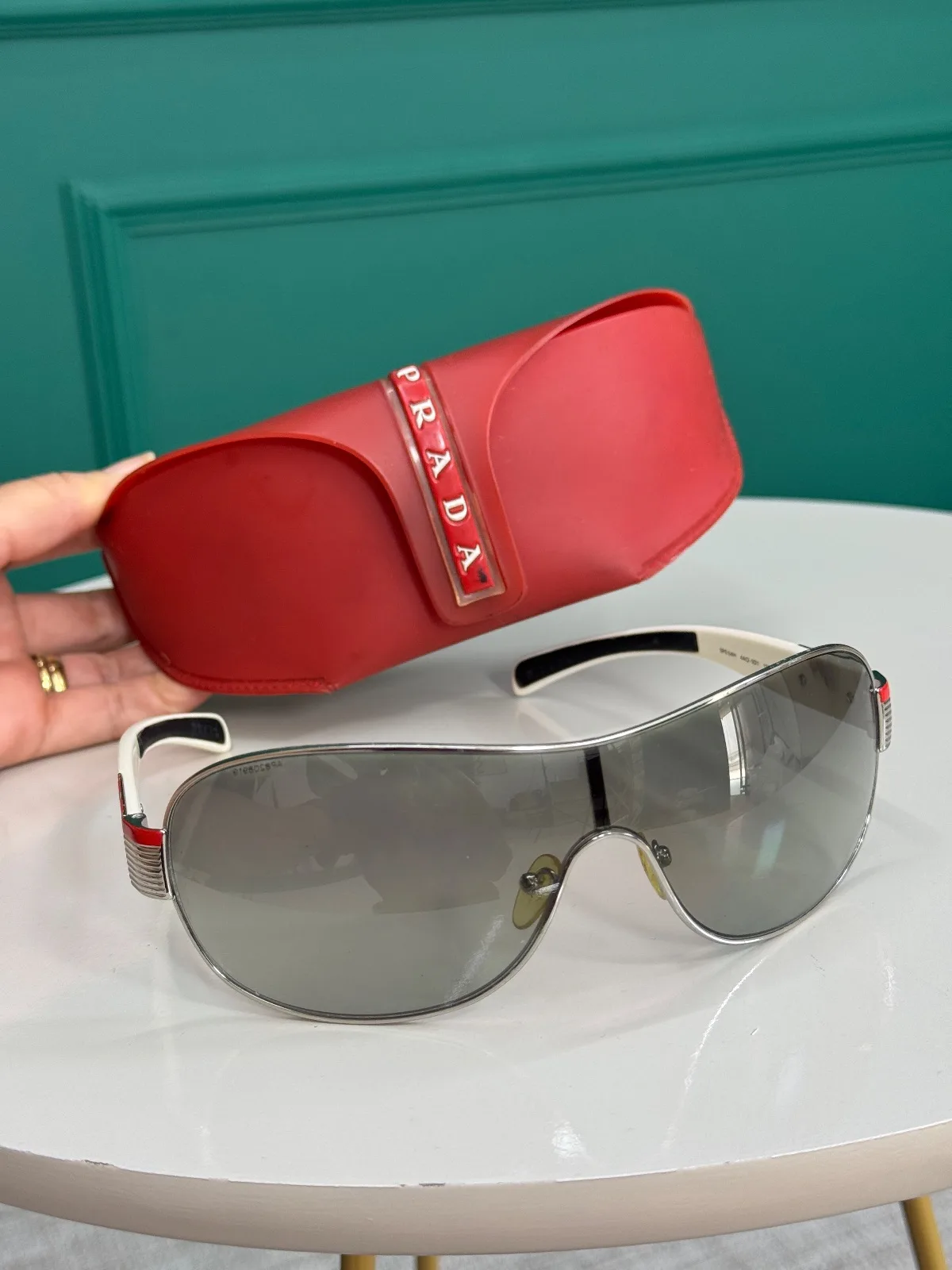 Óculos de Sol Metal Prata Lente Cinza Vintage Modelo Linea Rossa SPS 54H - Prada