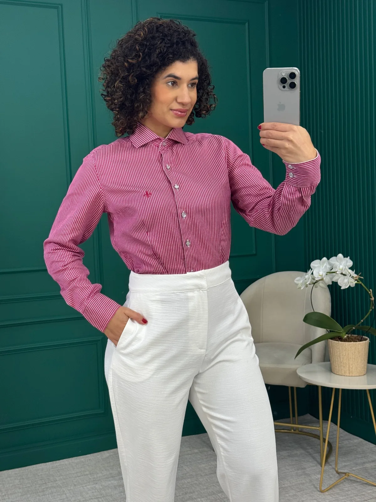 Camisa Rosa Listrada 100% Algodão com Botões Strass - Dudalina