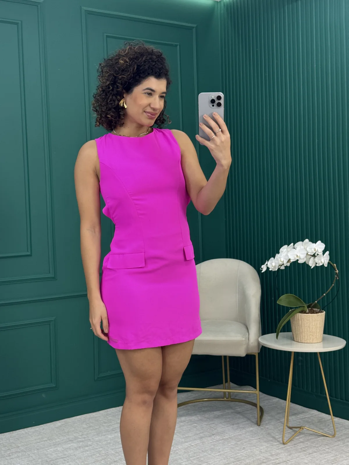 Vestido Curto Rosa Pink com Lapelas e Amarração nas Costas - Dimy Candy