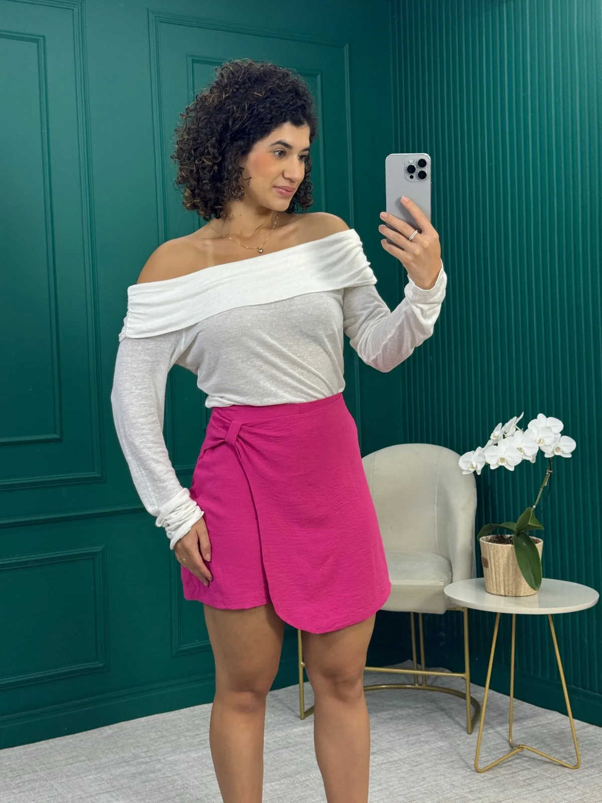 Shorts Saia Crepe Duna Transpassado Rosa Pink - Parado no ar