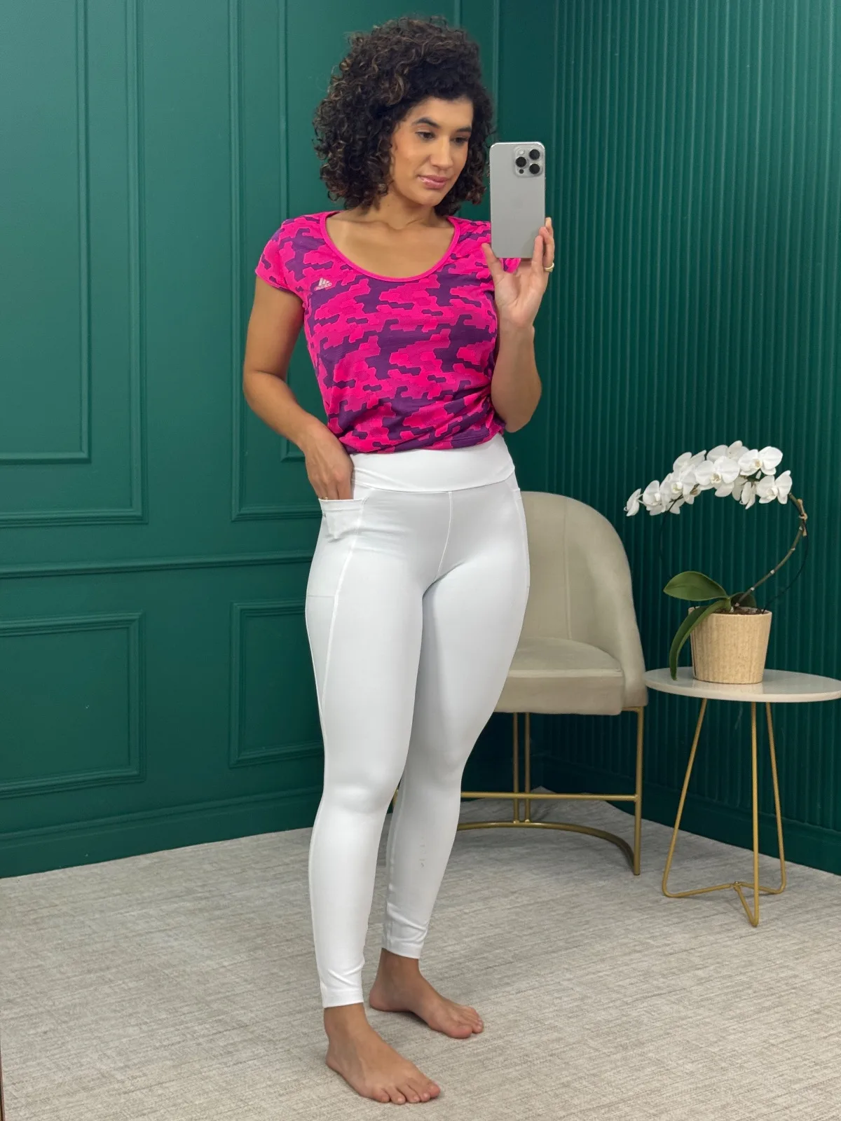 Legging Fitness Branca em Poliamida com Cós Alto e Bolsos Laterais - ATL Fitness