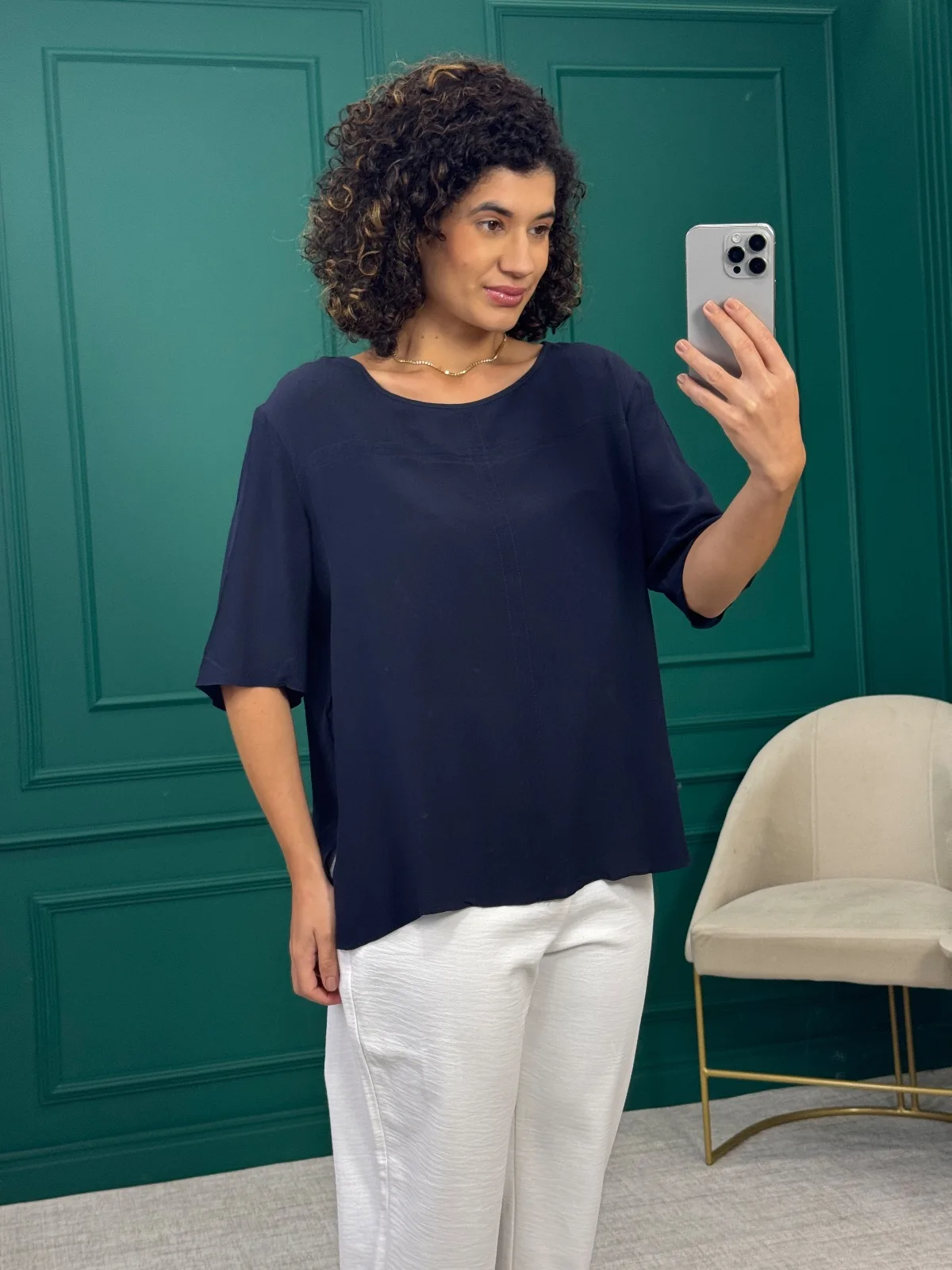 Blusa Azul Marinho 100% Seda com Fenda Lateral - Le Lis Blanc